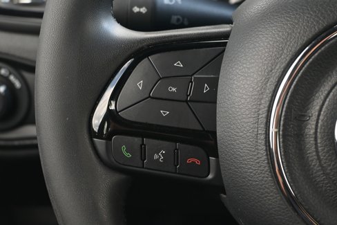 Used 2022 Jeep Renegade Altitude image 35