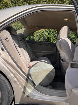 Used 2004 Toyota Camry LE image 17