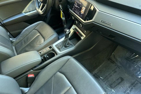 Used 2022 Audi Q3 2.0T Premium image 30