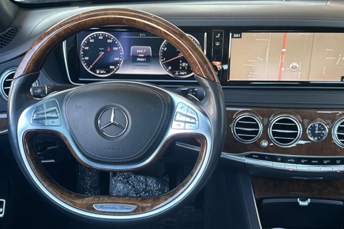 Used 2015 Mercedes-Benz S 550 Sedan image 14