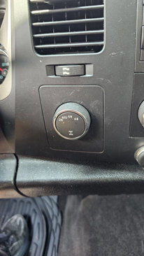 Used 2013 Chevrolet Silverado 1500 LT image 9