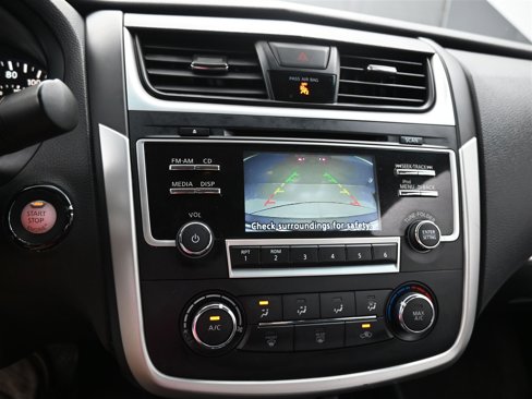 Used 2017 Nissan Altima 2.5 SR image 14