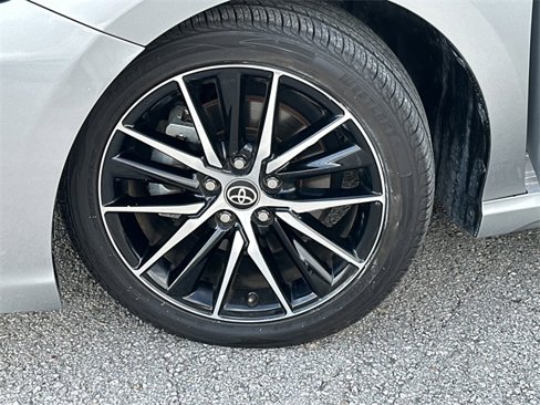 Used 2023 Toyota Camry SE image 29