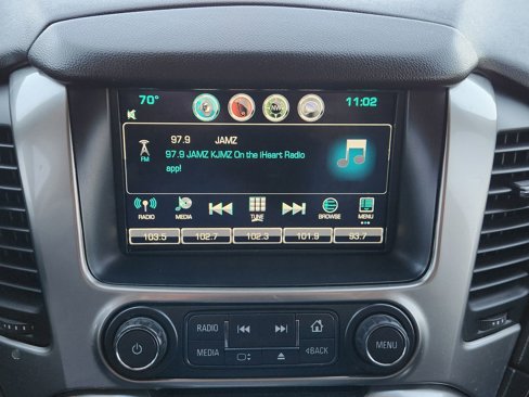 Used 2016 Chevrolet Suburban LT image 19