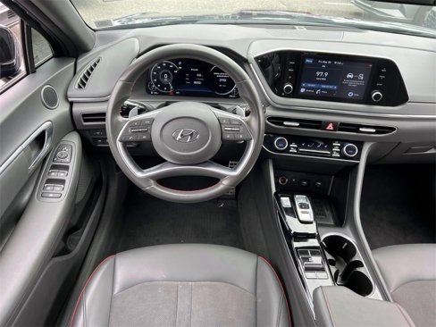 Used 2021 Hyundai Sonata SEL Plus w/ Winter Weather Package image 10