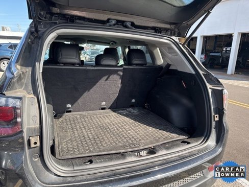 Used 2022 Jeep Compass Latitude image 11