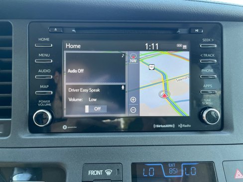 Used 2019 Toyota Sienna XLE image 19