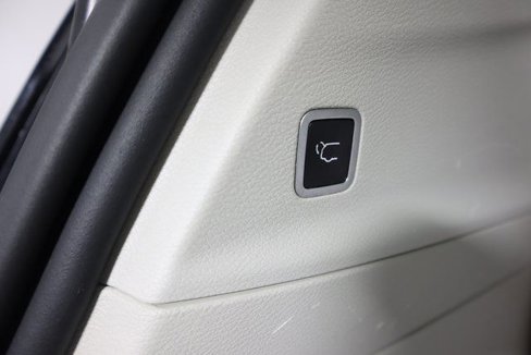 Used 2018 Chrysler Pacifica Touring Plus image 45