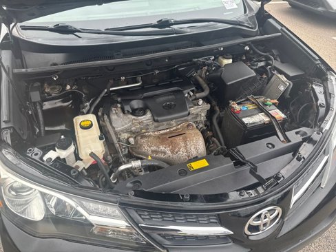 Used 2015 Toyota RAV4 LE image 40