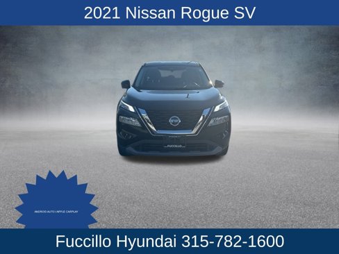 Used 2021 Nissan Rogue SV image 2