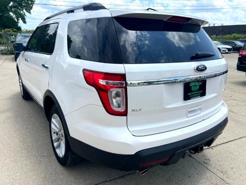 Used 2013 Ford Explorer XLT image 30