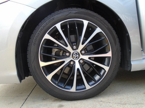 Used 2020 Toyota Camry SE image 27