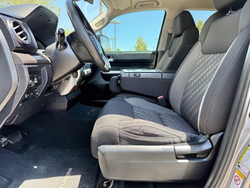 Used 2018 Toyota Tundra SR5 image 17