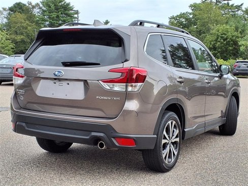 Used 2023 Subaru Forester Limited image 3