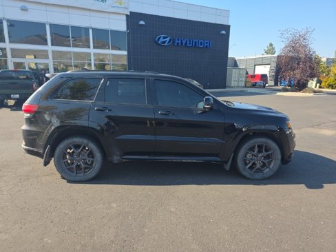 Used 2020 Jeep Grand Cherokee Limited X image 3