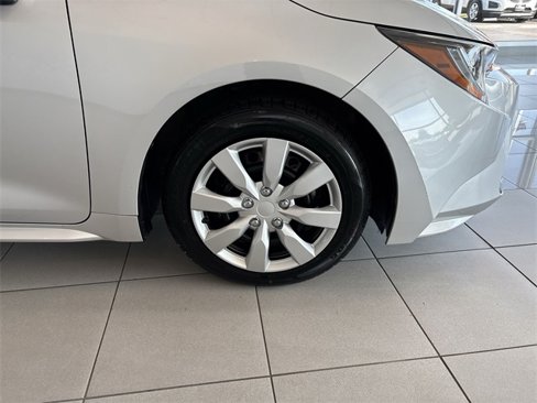 Used 2023 Toyota Corolla LE image 14