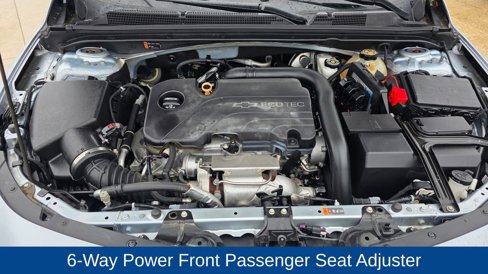 Used 2017 Chevrolet Malibu LT w/ Leather Package image 12