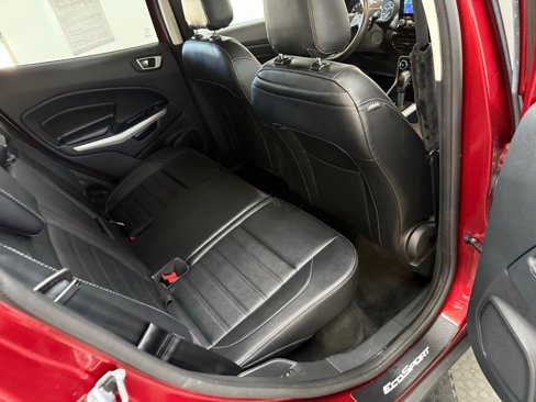 Used 2022 Ford EcoSport Titanium w/ Interior Protection Package image 32