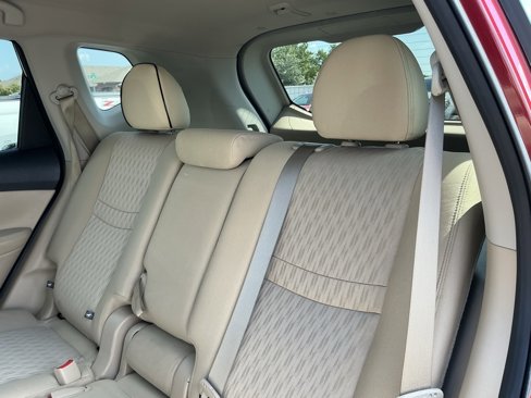 Used 2020 Nissan Rogue SV w/ Premium Package image 38