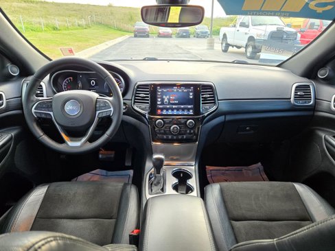 Used 2022 Jeep Grand Cherokee Laredo X image 17