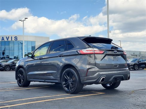 Used 2019 Ford Edge ST w/ Equipment Group 401A image 4