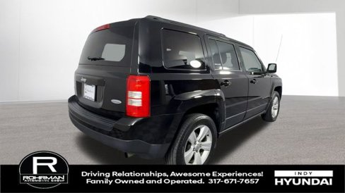 Used 2016 Jeep Patriot Latitude image 8