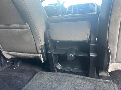 Used 2016 Ford F150 XLT image 13