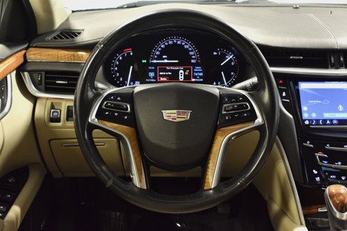 Used 2019 Cadillac XTS Luxury image 16
