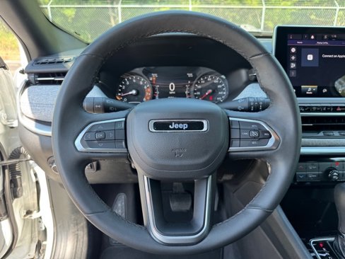 Certified 2024 Jeep Compass Latitude image 22