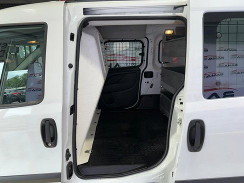Used 2019 RAM ProMaster City Tradesman SLT image 36