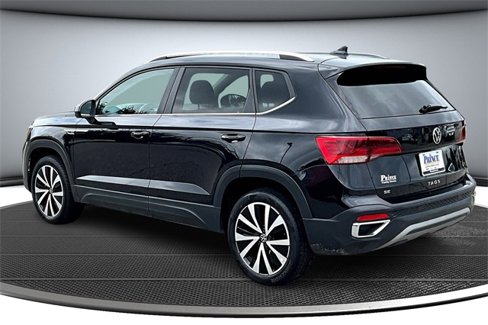 Used 2024 Volkswagen Taos SE image 4