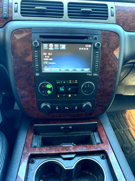 Used 2012 Chevrolet Suburban LTZ image 15