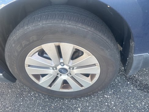Used 2019 Subaru Outback 2.5i Premium image 12