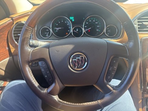 Used 2017 Buick Enclave Leather w/ Trailering Package image 4