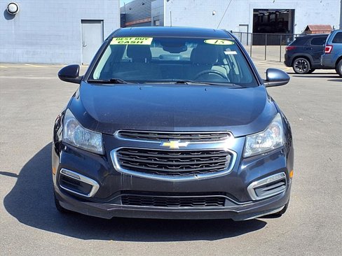Used 2015 Chevrolet Cruze LT w/ Sun And Sound Package image 19