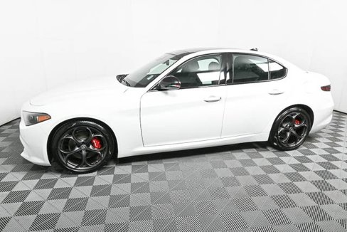 New 2025 Alfa Romeo Giulia w/ Driving Assist Package image 2