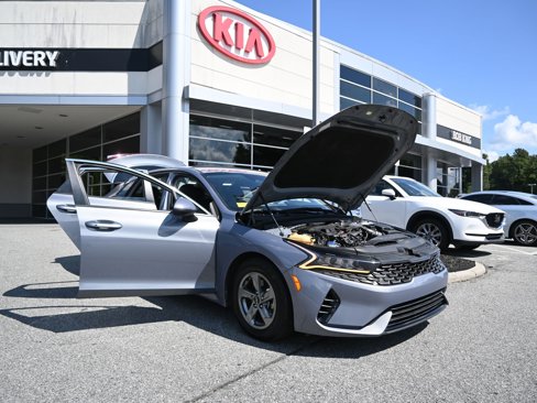 Used 2022 Kia K5 LXS image 12