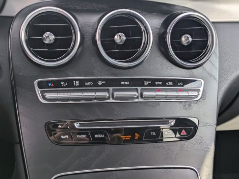 Used 2019 Mercedes-Benz GLC 300 4MATIC image 15