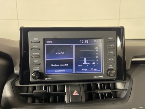 Used 2022 Toyota RAV4 LE image 25