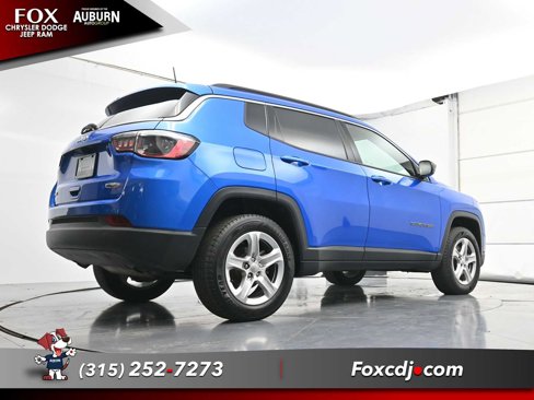Used 2023 Jeep Compass Latitude w/ Convenience Group image 21