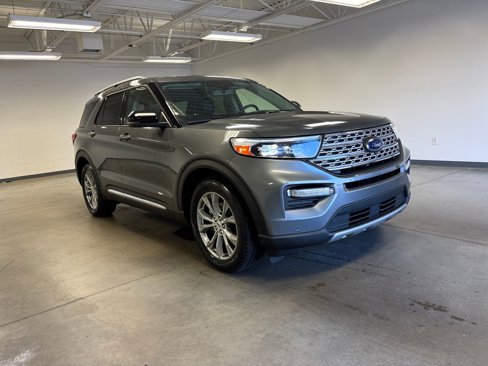 Used 2022 Ford Explorer Limited image 6