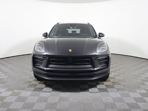 New 2024 Porsche Macan Turbo image 10