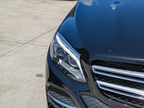 Used 2017 Mercedes-Benz GLE 350 4MATIC image 7