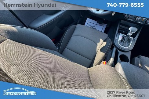 Used 2023 Kia Forte LXS image 13