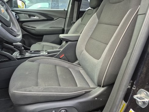 Used 2023 Chevrolet TrailBlazer LT image 11