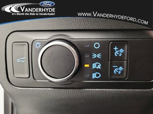 Used 2023 Ford Escape Active w/ Cold Weather Package image 21