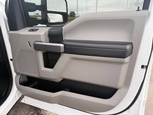 Used 2019 Ford F250 XLT w/ XLT Value Package image 37