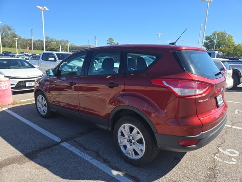 Used 2015 Ford Escape S image 5