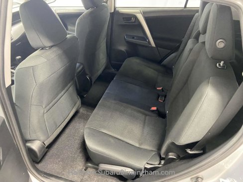 Used 2016 Toyota RAV4 LE image 9