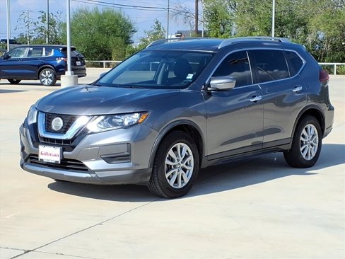 Used 2018 Nissan Rogue SV image 5